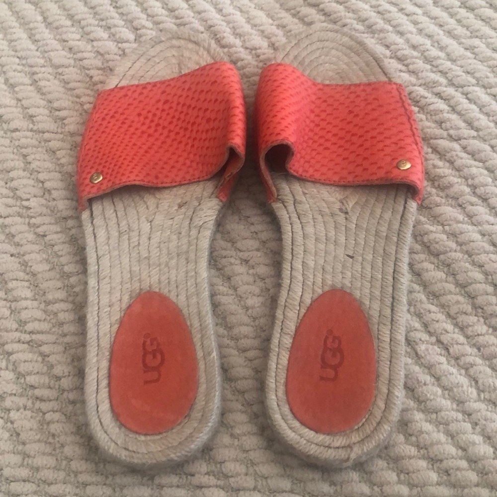 UGG Slide in Beautiful Orange Leather Size 8